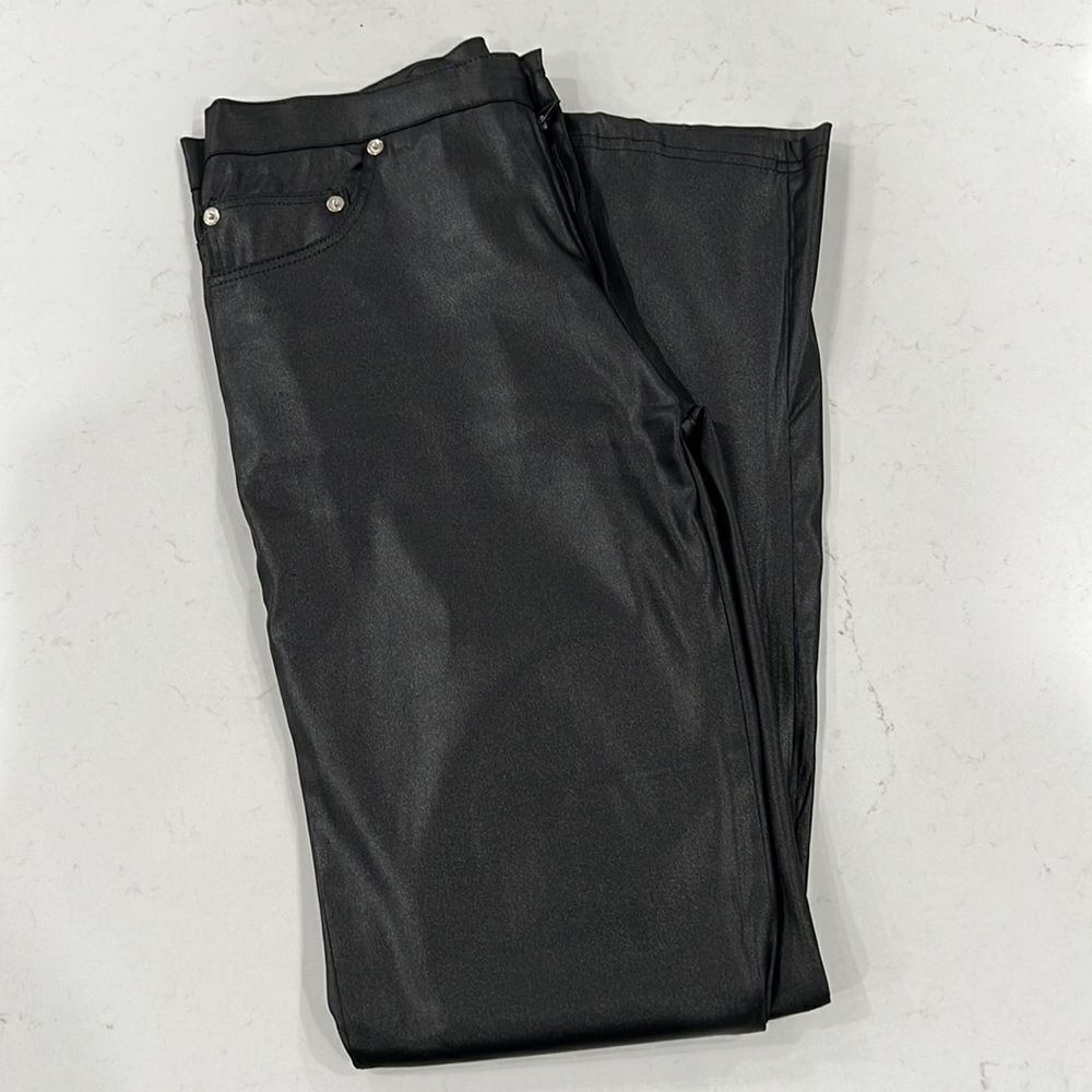 Tampa black shiny pants polyester - Picture 6 of 6